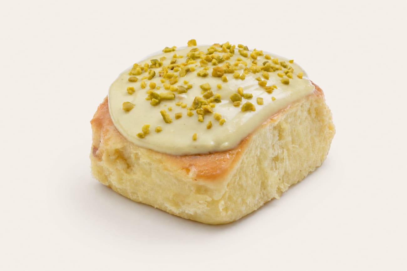 Cinnamon Roll Pistachio Roll